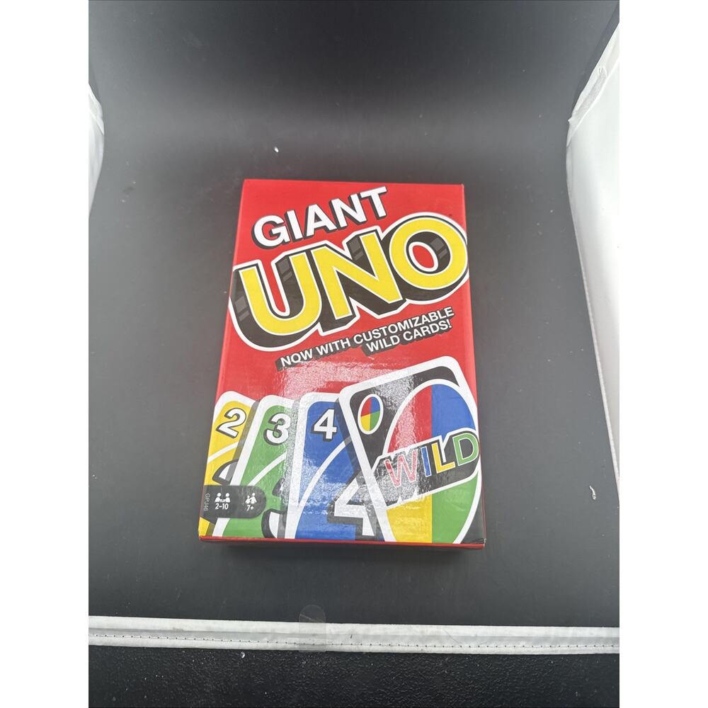 Mattel Games UNO Classic Giant Card Game - GPJ46